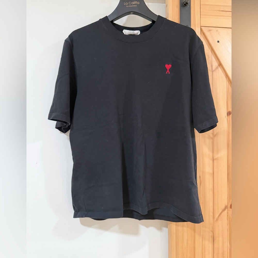 Ami Alexandre Mattiussi Black Tee with Red Heart Emblem